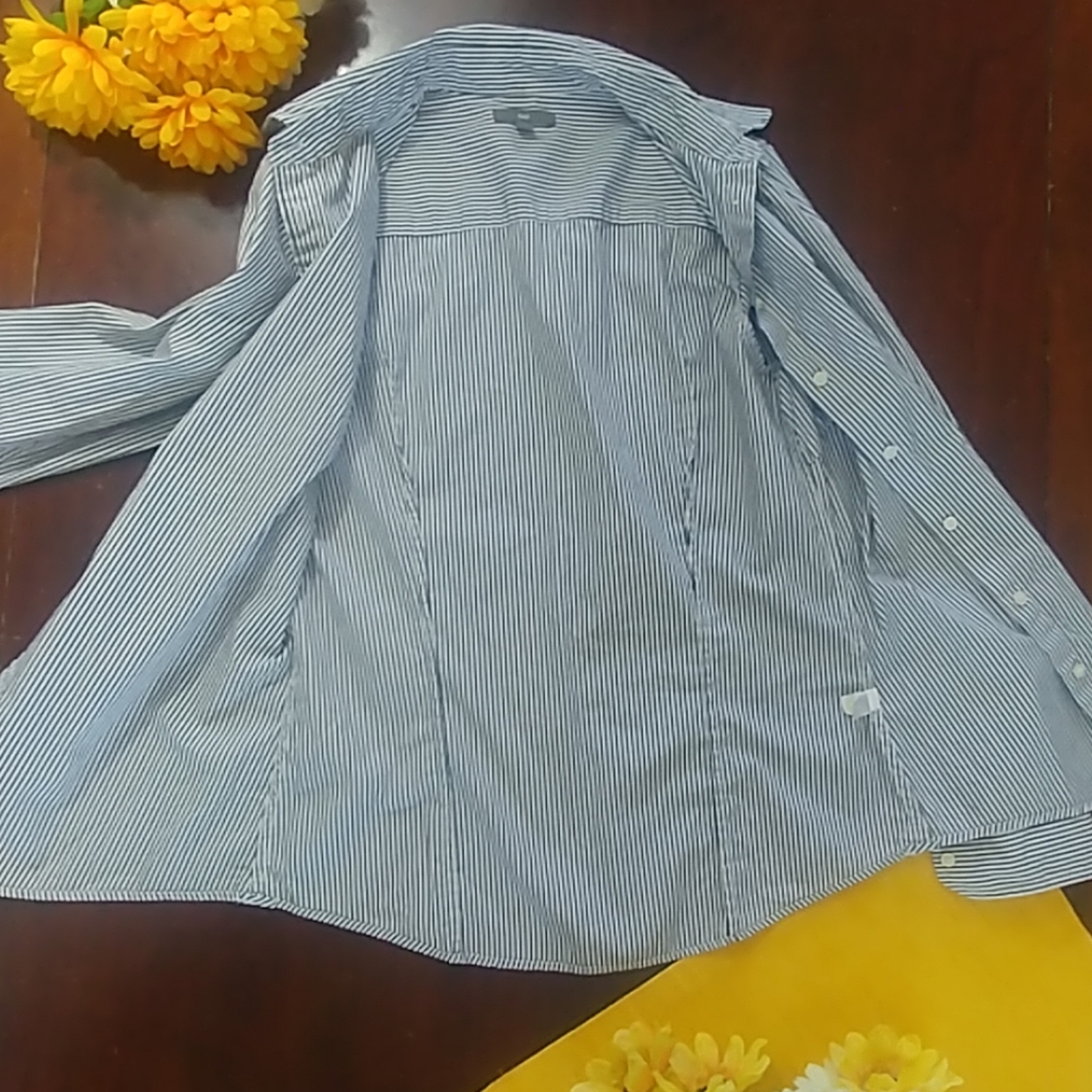 Gap Button Up Down Pin Stripe Professional Top - image 3